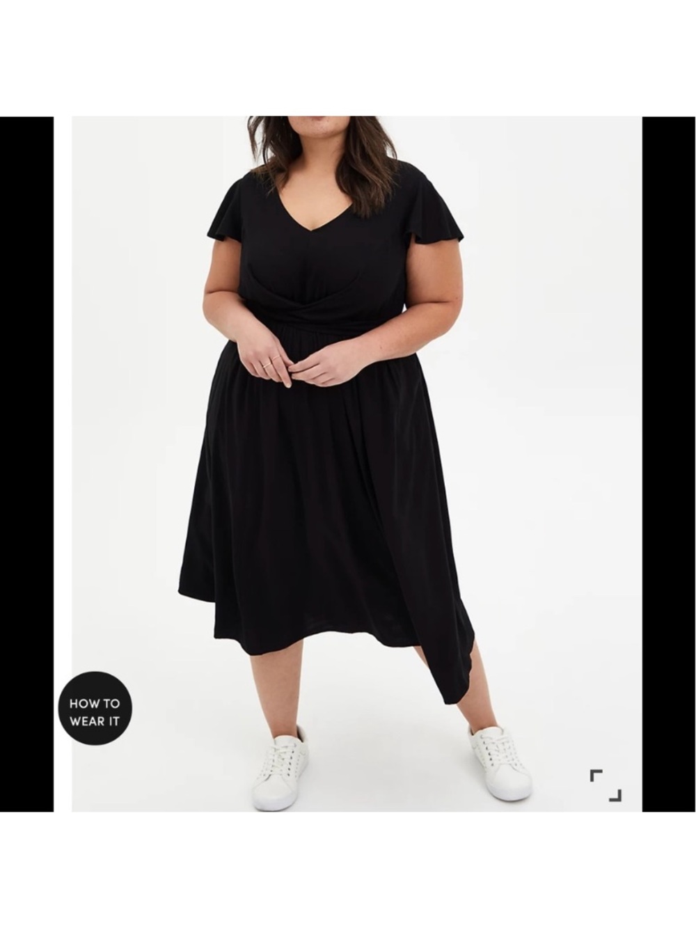 NWT TORRID BLACK  DRESS CHALLIS BUTTON TWIST FRONT 

Size 1